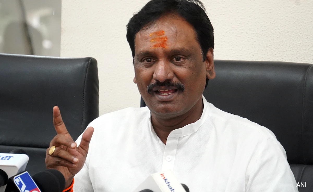 आईपीएल मैचों में दांव के बारे में उदधव विधायक टीम का महान दावा