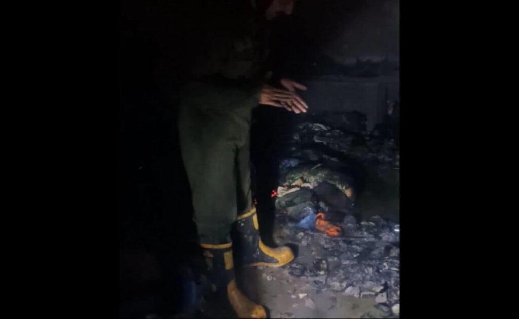 सुप्रीम कोर्ट जज कैश रो पब्लिक पर एक रिपोर्ट प्रस्तुत करता है, जिसमें फ़ोटो, वीडियो शामिल हैं सुप्रीम कोर्ट जज कैश रो पब्लिक पर एक रिपोर्ट प्रस्तुत करता है, जिसमें फ़ोटो, वीडियो शामिल हैं