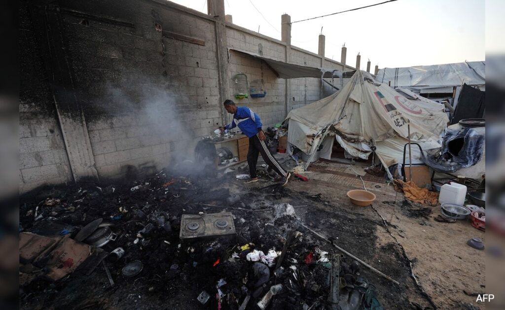 इज़राइल का कहना है कि उन्होंने “गलत” पहचान के बाद गाजा रेड क्रॉस बिल्डिंग को ट्रिगर किया