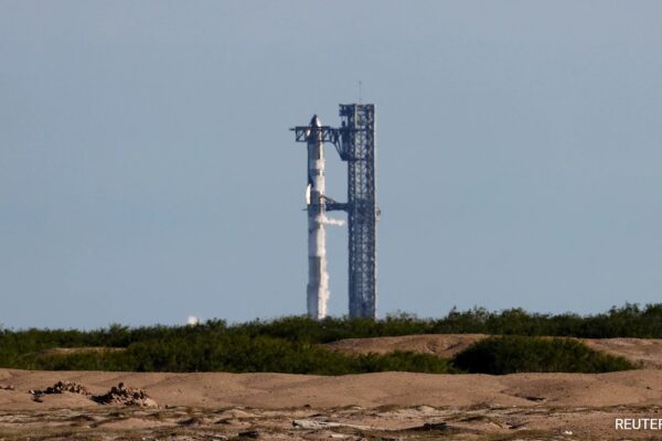 SpaceX चालक दल के पहले ध्रुवीय कक्षा में निजी अंतरिक्ष यात्री लॉन्च करेगा