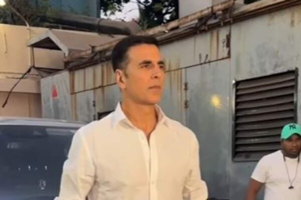 “WOH GUSTA PHIR JAGA HAI है”