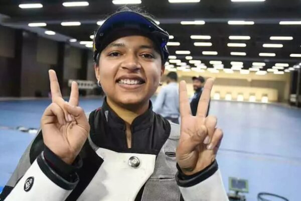 सॉफ्ट कौर समरा ने ISSF विश्व कप में भारत का पहला सोना जीत लिया, esha सिंह बैग सिल्वर