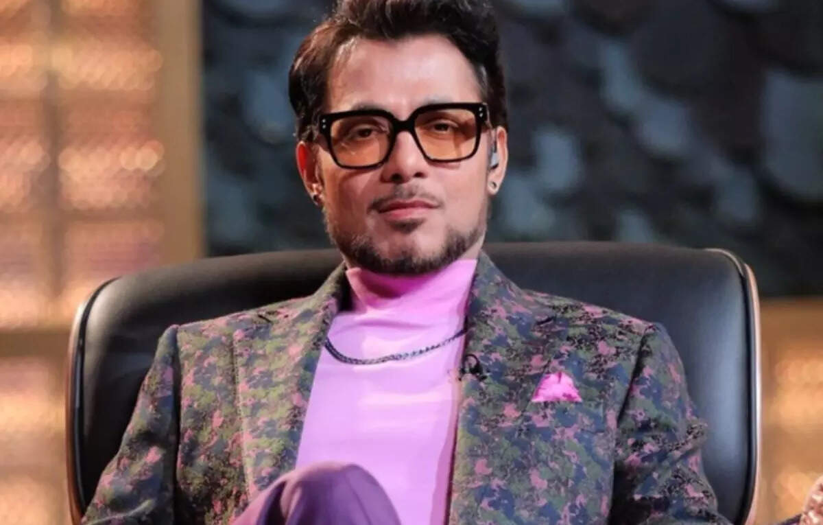 सुरुचिपूर्ण शीर्षक, योग्यता मायने नहीं रखती है। शार्क टैंक द्वारा अनुपम मित्तल का कहना है कि उन्हें केवल एक सफल उद्यमी होने के लिए 2 कौशल की आवश्यकता है