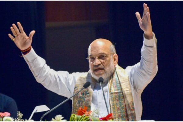 दिल्ली की अदालत ने उस आदमी को बंधन से इनकार किया जो दिखावा करता है