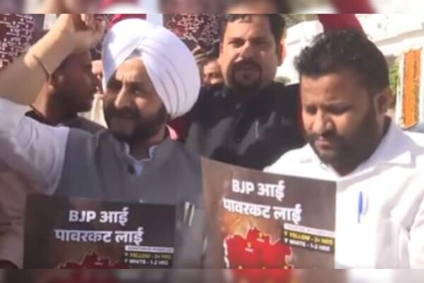 दिल्ली में कथित बिजली कटौती पर दिल्ली की विधानसभा में AAP बनाम भाजपा