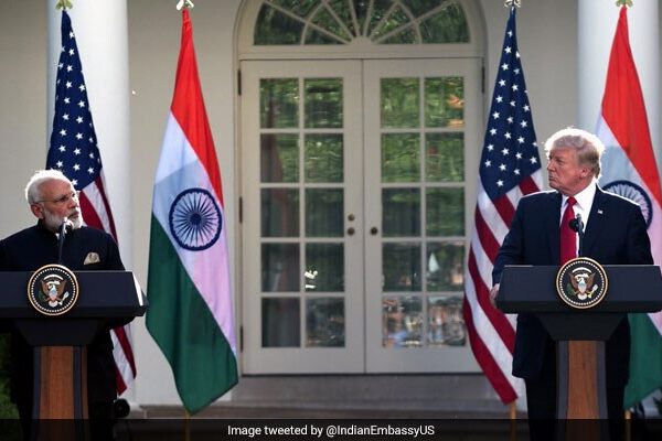 ट्रम्प ने कश्मीर के हमले के बाद प्रधान मंत्री मोदी को भारत में “कुल समर्थन” का विस्तार किया