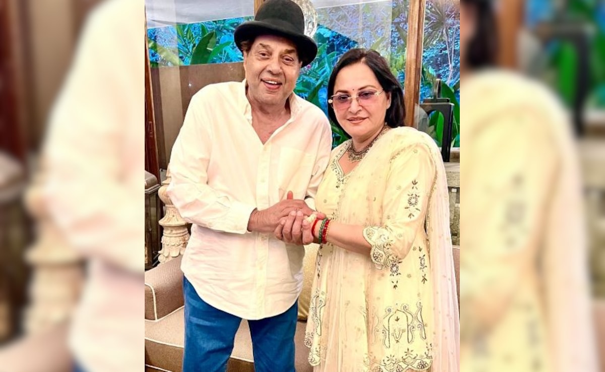 JAB धर्मेंद्र ने “आकर्षक” सह -स्टार जया प्रादा से मुलाकात की: “मैं बेहद खुश हूँ”