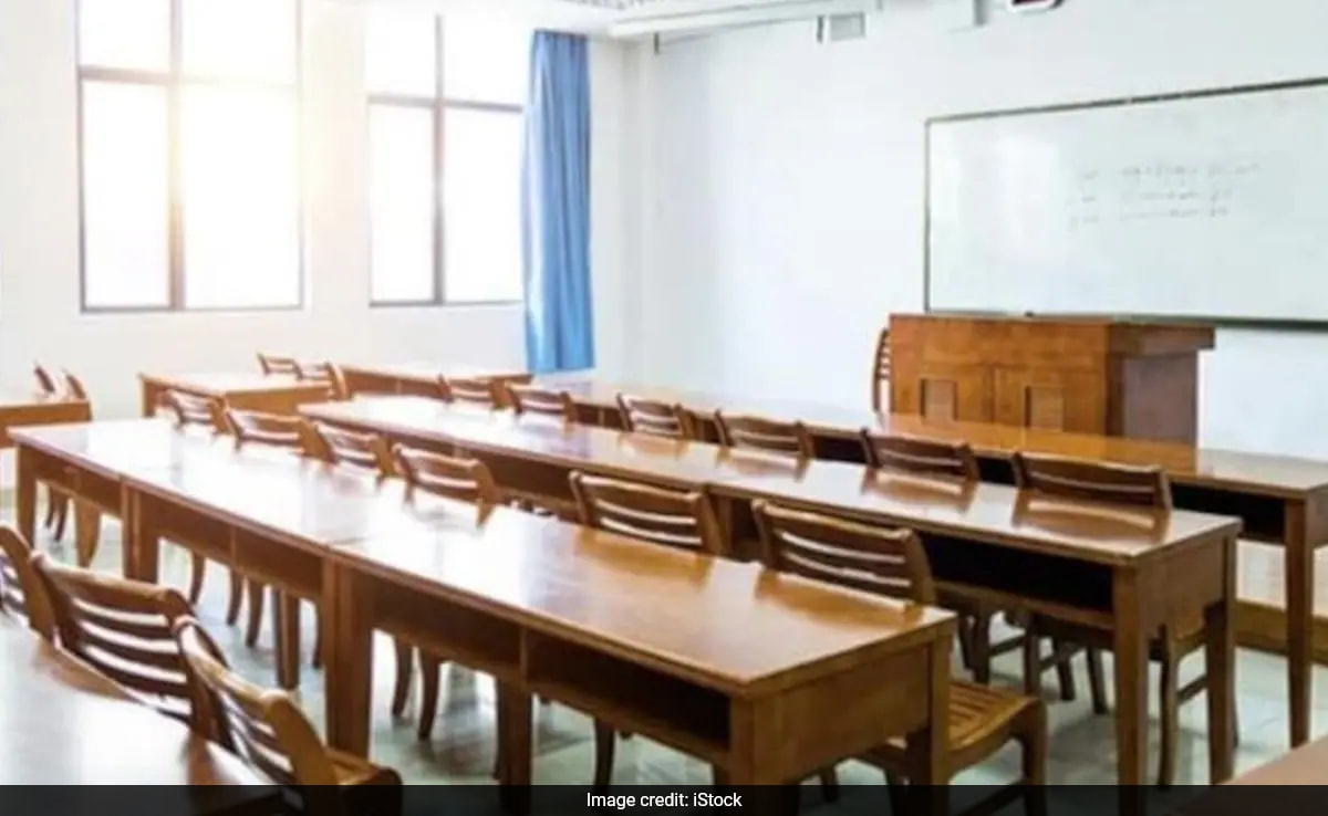 क्या स्कूल आज दिल्ली-डीएनआर में बंद हो गए? सब कुछ जो आपके लिए जानना ज़रूरी है