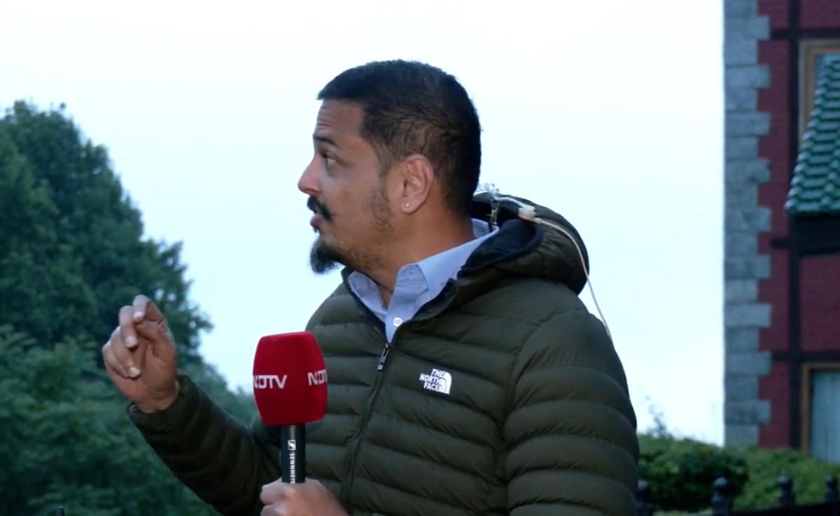 श्रीनगर में NDTV की लाइव रिपोर्ट के दौरान कई विस्फोट हुए