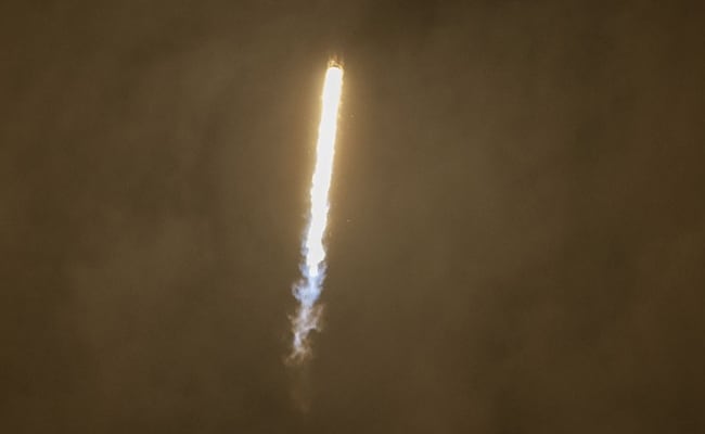 भारत ने ‘ऑपरेशन सिंदूर’ लॉन्च किया, पहलगाम के हमले के जवाब में पाकिस्तान में आतंकवादी बुनियादी ढांचे तक पहुंचता है