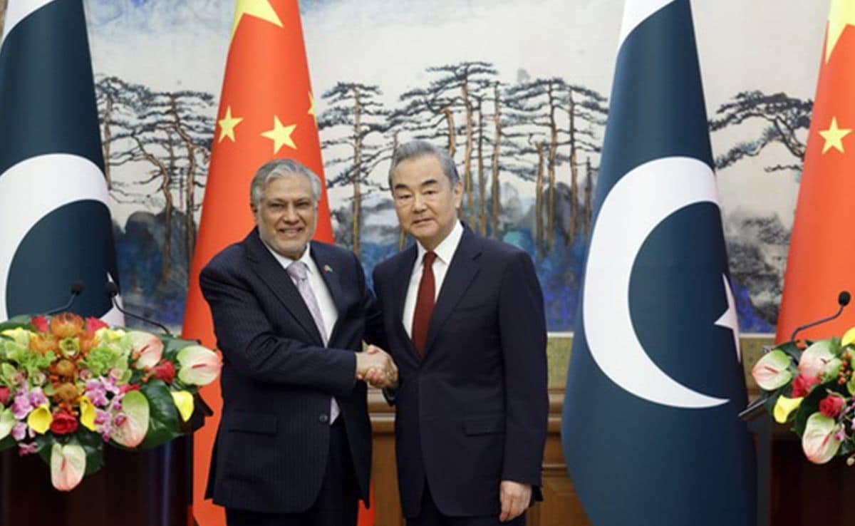 जैसा कि पाकिस्तान कुछ ही घंटों में उच्च आग का उल्लंघन करता है, चीन की टिप्पणियां अपनी भौहें बढ़ाती हैं