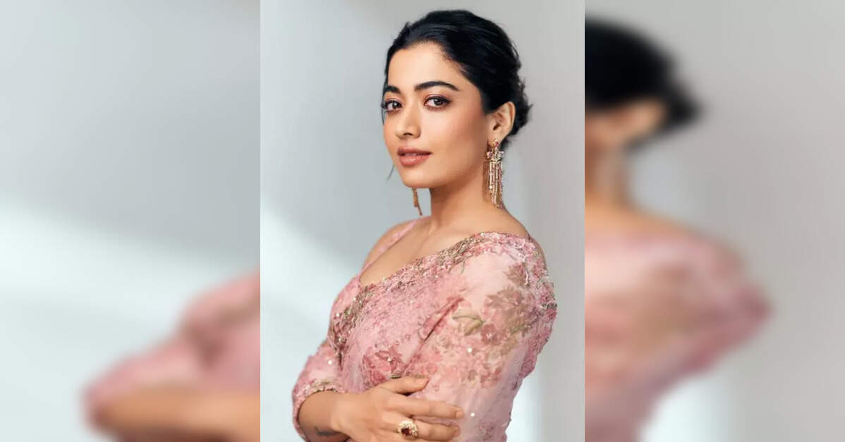 यह कोई ऐसा व्यक्ति है जो उन क्षणों को जोड़ता है कि उन्हें कैसे सूंघा, आर्थिक रूप से 2 बी