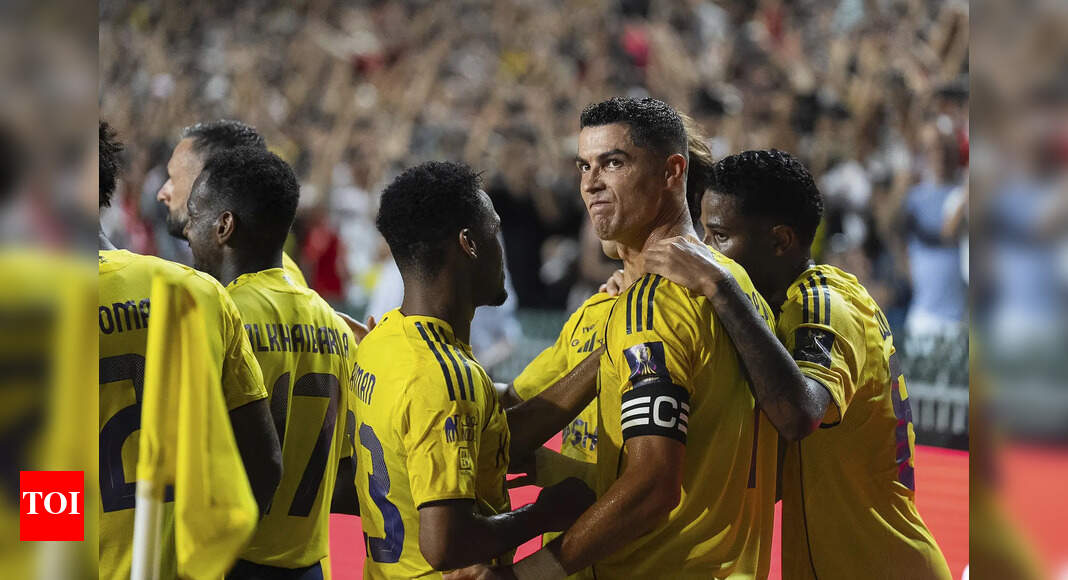 प्रो सऊदी लीग सीज़न से पहले क्रिस्टियानो रोनाल्डो की चीख: ‘मैं इसे अकेले नहीं कर सकता, हमें आपकी जरूरत है’ | फ़ुटबॉल समाचार