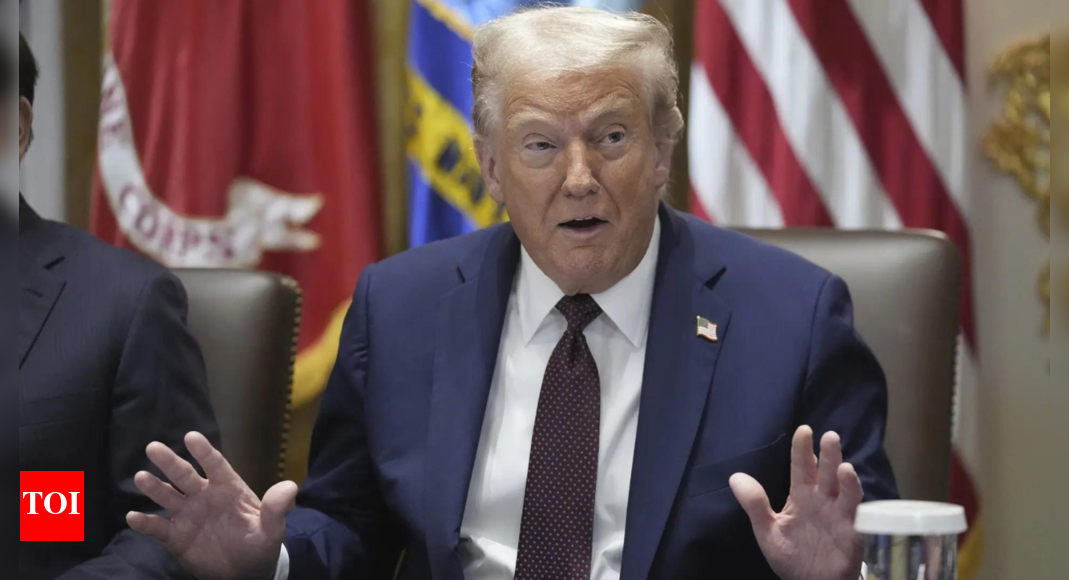 डोनाल्ड ट्रम्प के खिलाफ ब्लू स्टेट्स: 19 डेमोक्रेटिक गवर्नर नेशनल गार्ड के खतरे के खिलाफ शामिल होते हैं; स्लैम ‘सत्ता का दुरुपयोग’