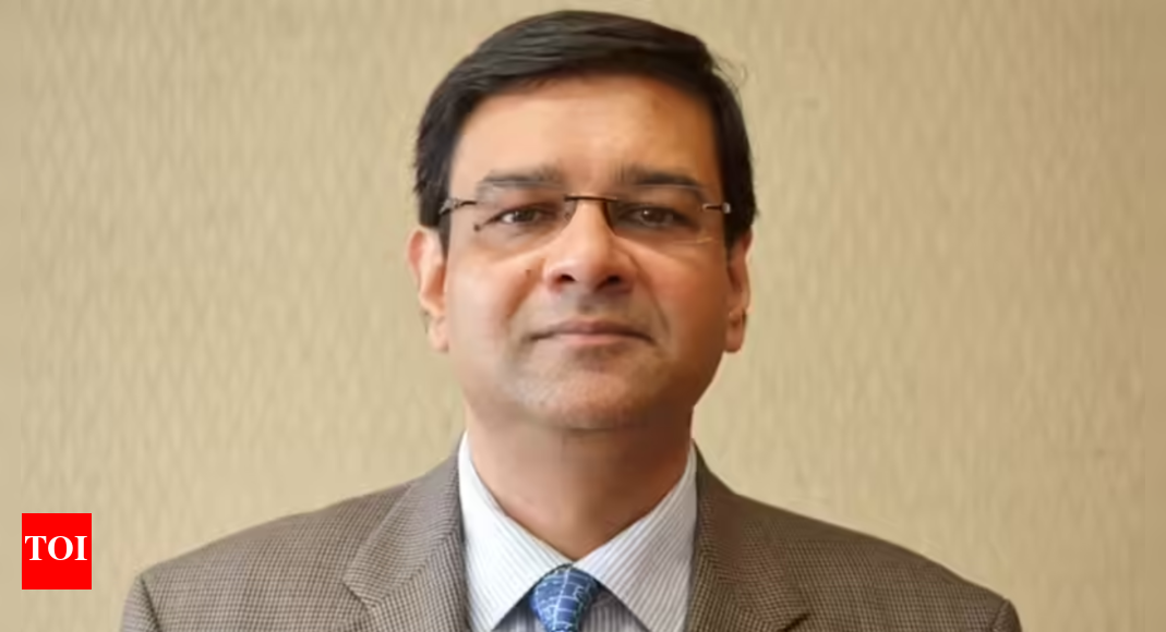 आईएमएफ के नए कार्यकारी निदेशक: उरजीत पटेल को तीन साल की अवधि के लिए नियुक्त किया गया; डॉ। कृष्णमूर्ति सुब्रमणियन होता है