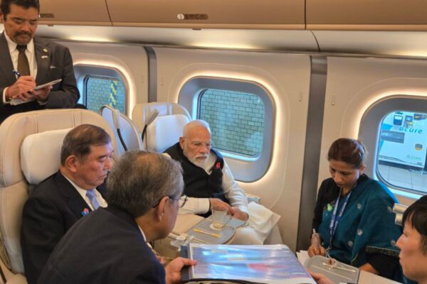 टोक्यो से सेंडाई तक: पीएम मोदी जापान पीएम इशिबा के साथ एक बुलेट ट्रेन यात्रा लेता है; तस्वीरें देखें | भारत समाचार