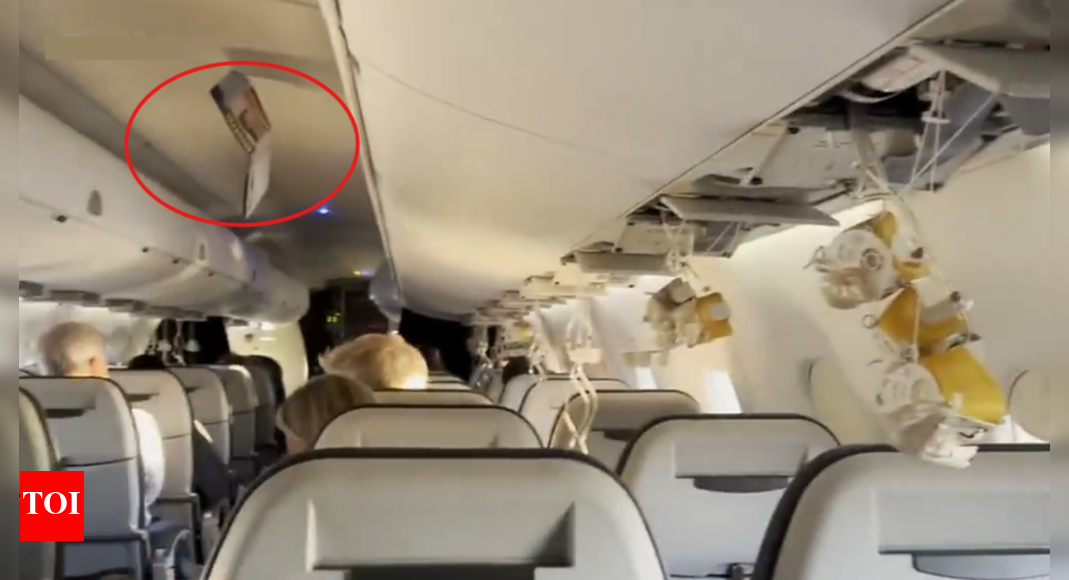 हॉरर इन द एयर: यूनाइटेड एक्सप्रेस जेट एक मिनट में हजारों फीट की दूरी पर गिरता है, खूनी यात्री | देखना