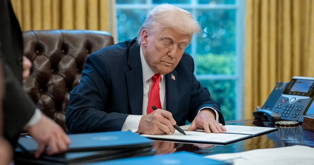 संयुक्त राज्य अमेरिका के किसी भी राष्ट्रपति ने सार्वजनिक रूप से विदेशी नीतियों को नहीं किया है