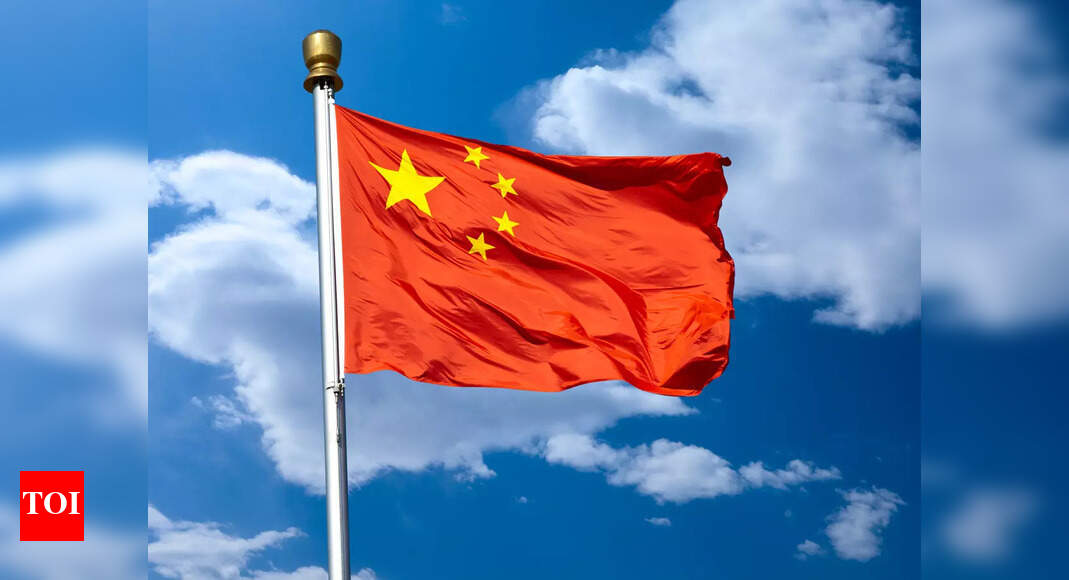 दुनिया के सबसे बड़े एसेट मैनेजर ने चीन की यात्रा करने वाले कर्मचारियों के लिए एक नई ‘टेलीफोन और पोर्टेबल नीति की घोषणा की, कहते हैं: नहीं …