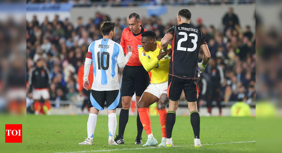 लियोनेल मेस्सी के अर्जेंटीना और फीफा द्वारा जुर्माना लगाया गया 5 और 5 संघों, नियुक्ति भेदभाव और नस्लवादी दुरुपयोग | फ़ुटबॉल समाचार