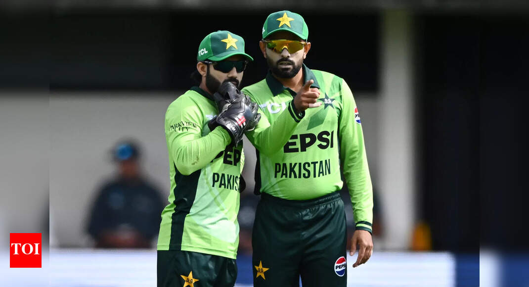 बाबर आज़म की कमी के बारे में पूछे जाने पर, मोहम्मद रिजवान, पाकिस्तान के क्रिकेट खिलाड़ी ने जवाब दिया: ‘घर वालोन की भीह याद नाहिन आति’ | क्रिकेट समाचार