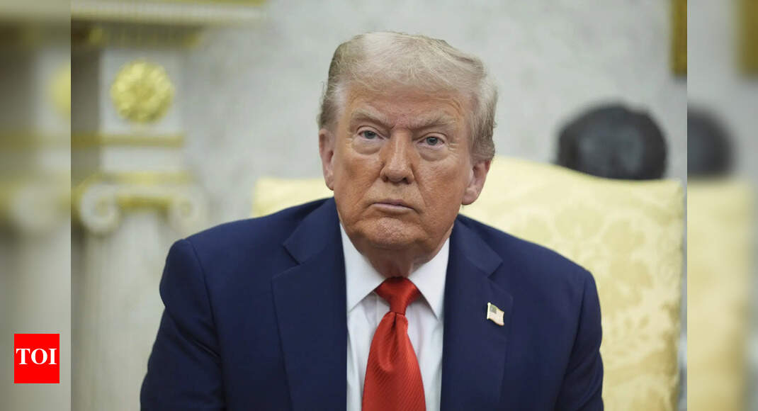 ‘देई की योग्यता चुनें’: बाहरी सेवा अधिकारियों के परीक्षण को त्यागने के लिए ट्रम्प व्यवस्थापक; एक नया संस्करण पेश करेगा