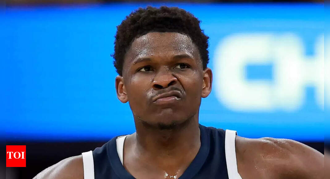 एंथोनी एडवर्ड्स एनबीए के 2025-26 सीज़न से पहले मियामी हीट ड्वेन वेड की किंवदंती से एहतियाती शब्द प्राप्त करता है। एनबीए न्यूज