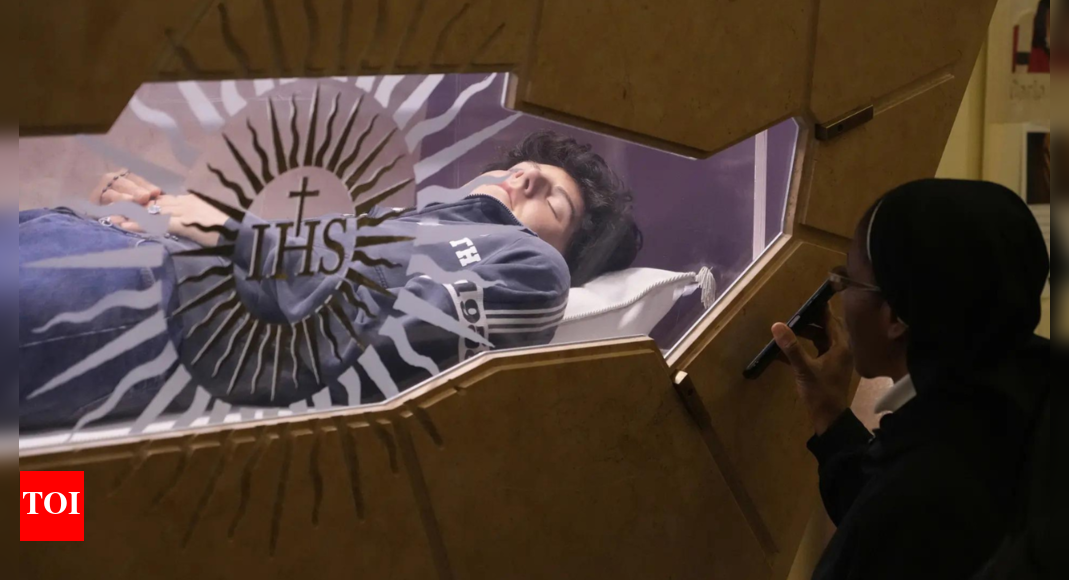 ‘ईश्वर का प्रभाव’: इतालवी किशोर जो 15 साल की उम्र में मृत्यु हो गई, पहली सहस्राब्दी पवित्र बनने के लिए; एक ‘पवित्र-पोर्टस’ माना जाता है