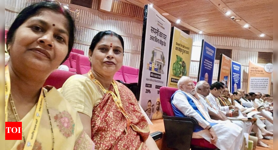 ‘बीजेपी स्ट्रेंथ’: पीएम मोदी एनडीए कार्यशाला के दौरान अंतिम पंक्ति में हैं; सांसद एक्शन फोटो | भारत समाचार
