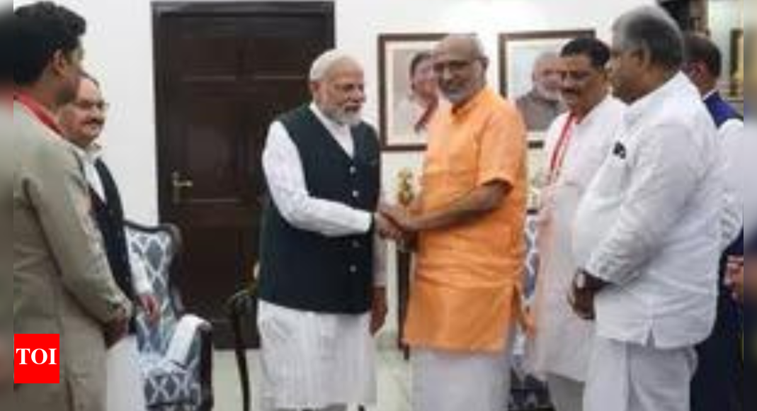 उपाध्यक्ष: रिजिजु ‘धन्यवाद’ कुछ विरोधी सांसदों ने एनडीए पिक के लिए वोट करने के लिए; कॉल cpr ‘विनम्र और सच्चा देशभक्त’ | भारत समाचार उपाध्यक्ष: रिजिजु ‘धन्यवाद’ कुछ विरोधी सांसदों ने एनडीए पिक के लिए वोट करने के लिए; कॉल cpr ‘विनम्र और सच्चा देशभक्त’ | भारत समाचार