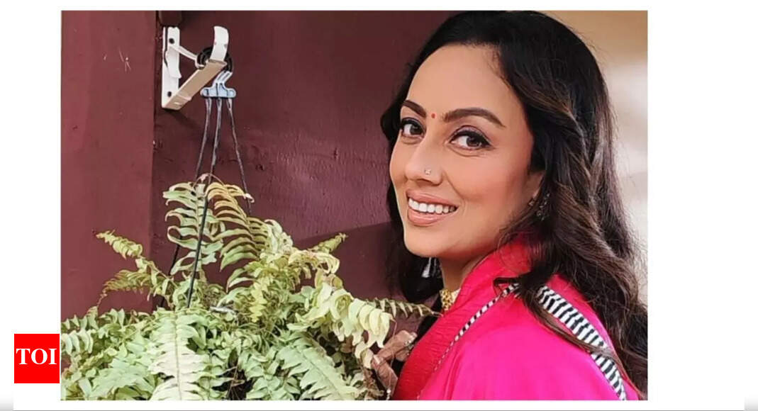 Gouri Tonnk: मैं सालों से अपना मेकअप कर रहा हूं