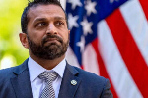 ‘यदि आपने कमला हैरिस के लिए मतदान नहीं किया है …’: मांग कहती है कि काश पटेल ने एफबीआई के पूर्व अधिकारी को बताया कि इस शर्त में उनका काम निश्चित था