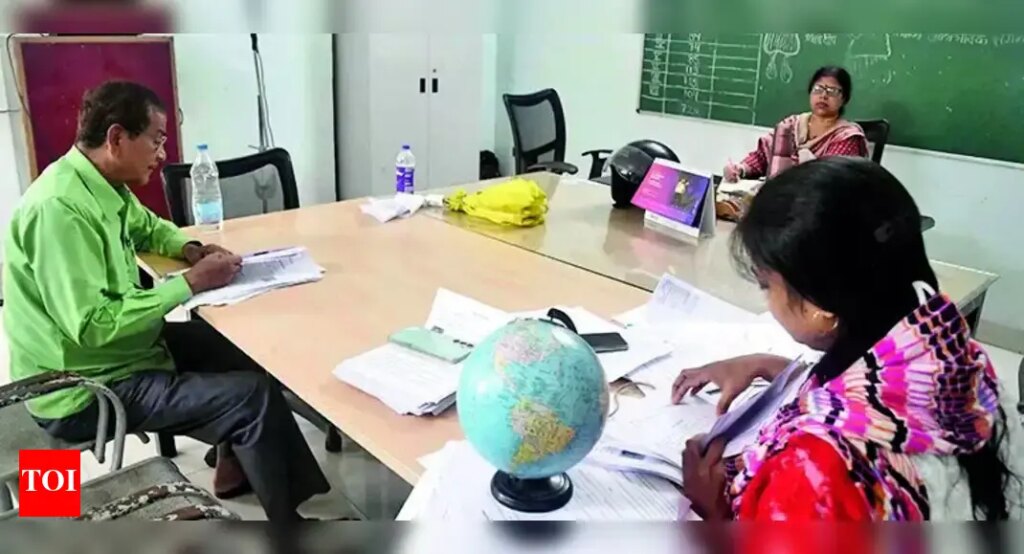 वर्ष के बाहर आने से पहले उपयोग किए गए पैन-इंडिया को ऑर्डर करने के लिए कॉन्फ़िगर किया गया ईसी | भारत समाचार