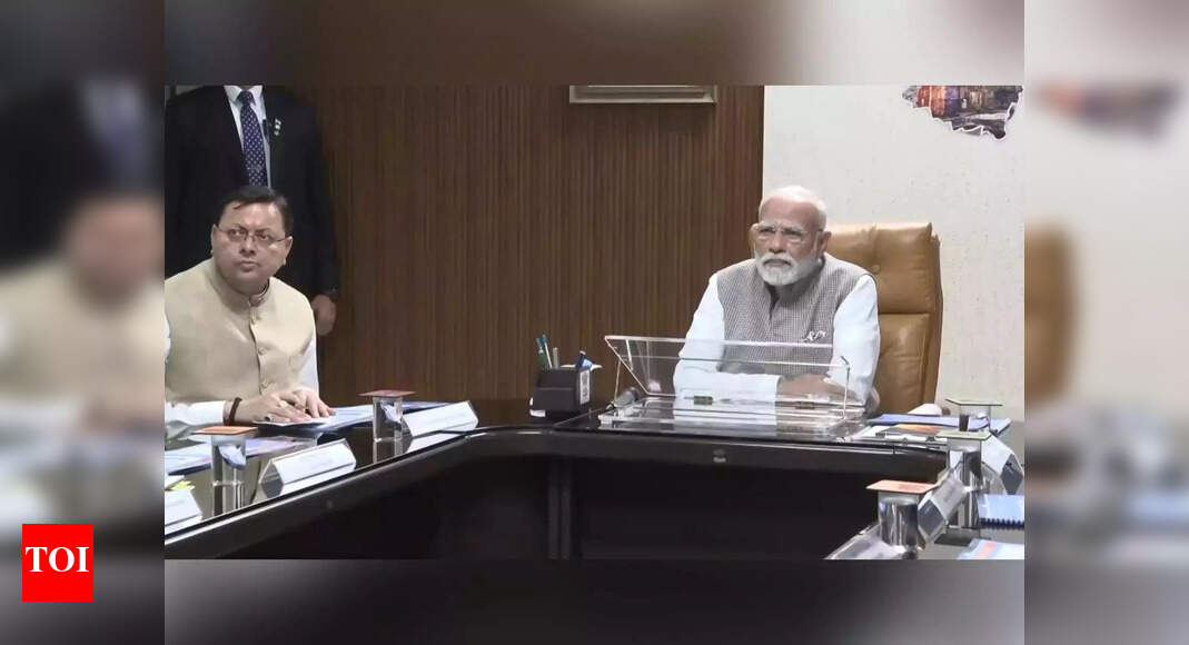 पीएम मोदी उत्तराखंड में बाढ़ की स्थिति की समीक्षा करते हैं; गवर्नर के साथ एक बैठक मनाएं, सीएम धामी | भारत समाचार