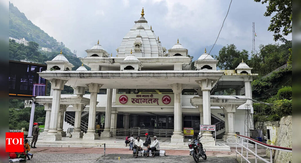 वैष्णो देवी यात्रा: 14 सितंबर से पुनरारंभ करने के लिए तीर्थयात्रा; Covid समाप्त होने के बाद से लंबा निलंबन | भारत समाचार