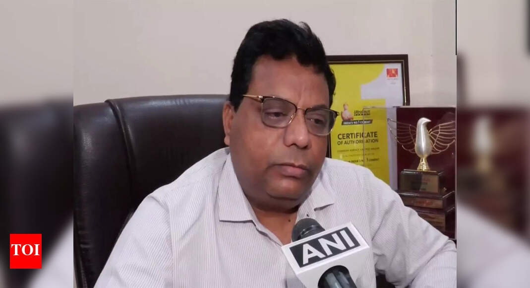 ‘पाकिस्तान के साथ कोई संबंध नहीं हैं’: एशिया कप मैच स्पार्क्स रो; पहलगाम के पिता ने बहिष्कार की मांग की | भारत समाचार