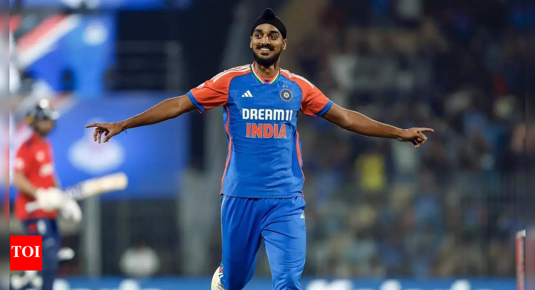 ‘अरशदीप सिंह खेलने के लिए योग्य हैं’ – आर अश्विन लैम्बास्ट्स टी 20 आई भारत का चयन | क्रिकेट समाचार