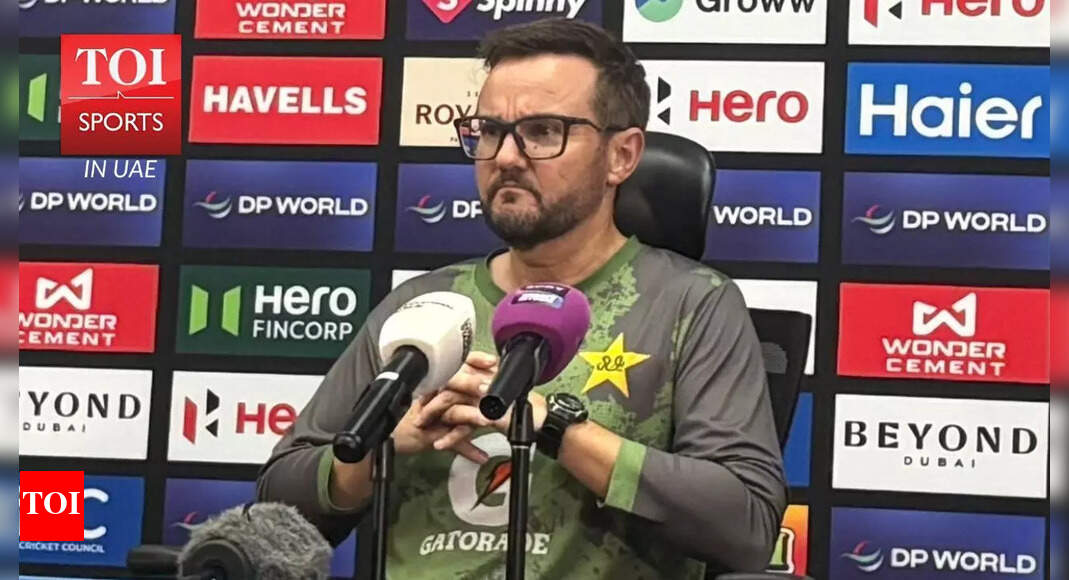 “डिस्पेड इंडिया ने अपना हाथ नहीं दिया”: पाकिस्तान के कोच माइक हेसन, एशिया कप में हार के बाद अपमानित करने के बाद | क्रिकेट समाचार