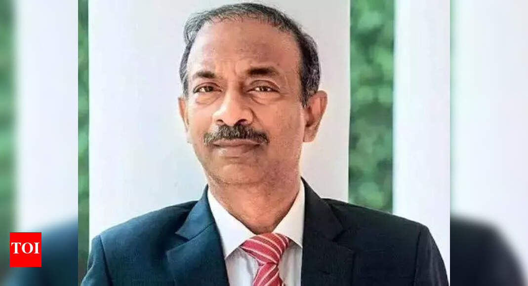 अमित खरे नए वीपी के लिए s secy है