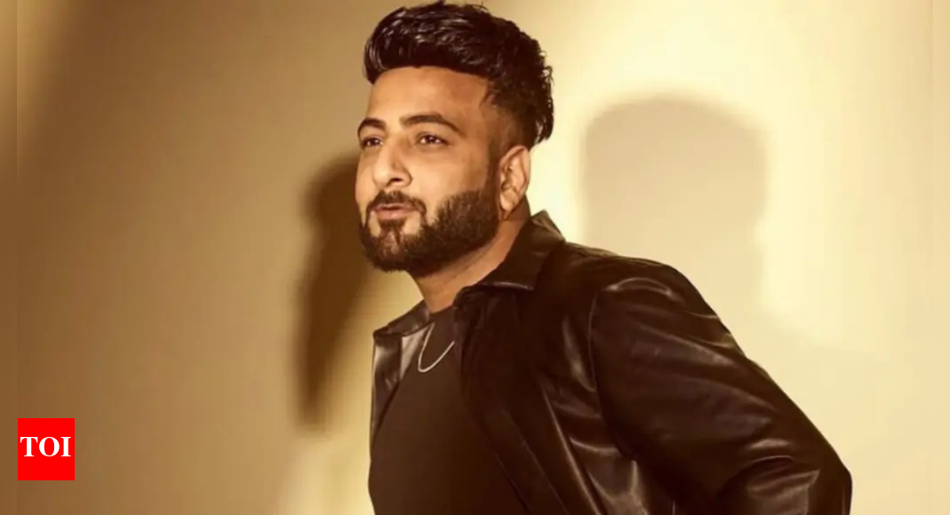 BIGG BOSS 19: शेहबज़ बडेश ने साझा किया कि कार्यक्रम उनके लिए क्या मतलब है, ‘बिग बॉस ने अभी भी 200 मिलियन रुपये में चुना है’