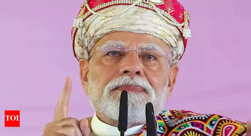 इवनिंग न्यूज रैप: पीएम मोदी ने जेम कमांडर के वीडियो पर प्रतिक्रिया दी; विश्व नेता अपने जन्मदिन पर पीएम चाहते हैं और अधिक | भारत समाचार