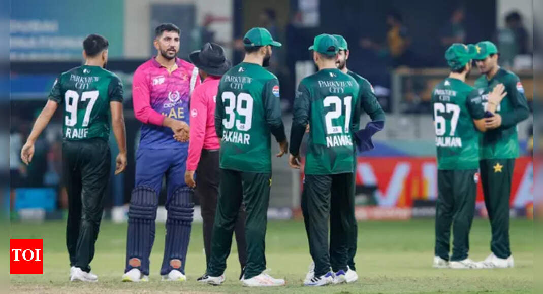 एशिया 2025 कप की बिंदु तालिका: पाकिस्तान सुपर 4 एस में भारत में शामिल होता है; समूह बी लड़ाई केबल में कम हो गई है | क्रिकेट समाचार