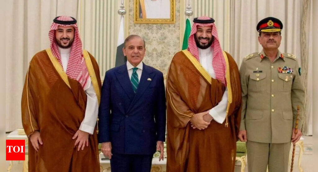 इस्लामिक नाटो? सऊदी अरब रक्षा संधि -पकिस्तान: भारत के लिए क्या मतलब है | भारत समाचार