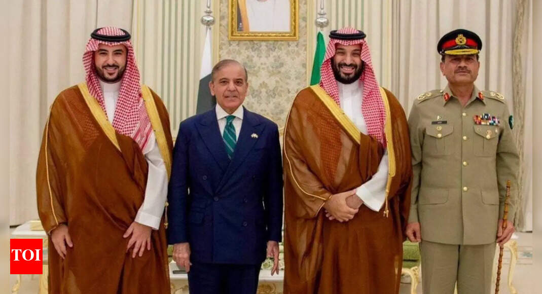 इस्लामिक नाटो? सऊदी अरब रक्षा संधि -पकिस्तान: भारत के लिए क्या मतलब है | भारत समाचार