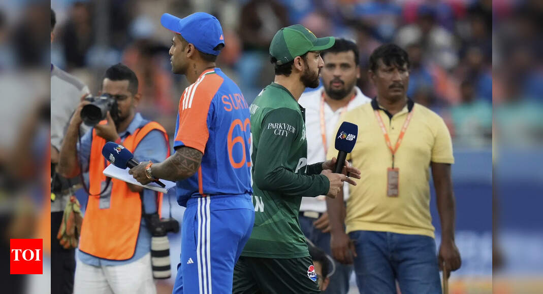 नाटक दुबई में जारी है! पाकिस्तान ने भारत के सामने प्रेस कॉन्फ्रेंस को रद्द कर दिया