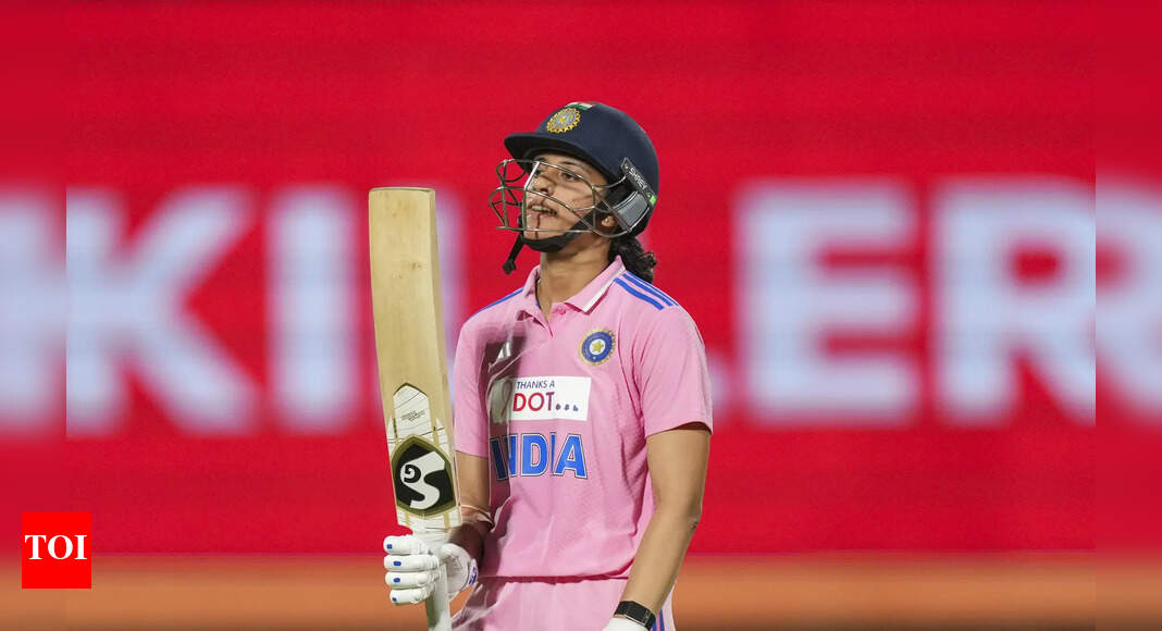 नया रिकार्ड! स्मृति मंदाना इतिहास बनाती है, सबसे तेज़ भारतीय द्रव्यमान बन जाती है … | क्रिकेट समाचार