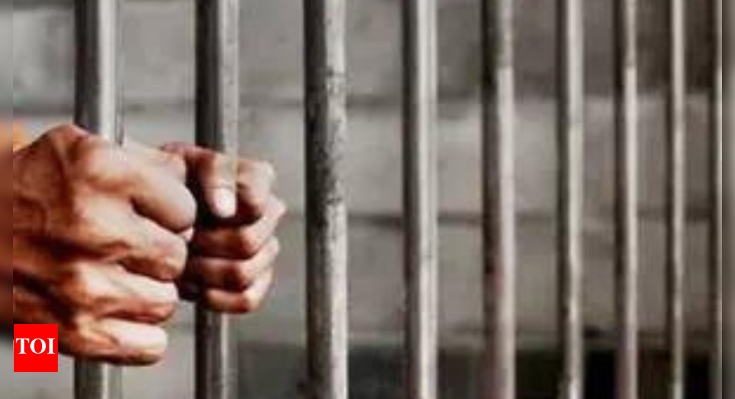 आदमी पोक्सो कोर्ट में रील करता है, कैद | भारत समाचार