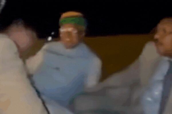 घड़ी: CJI BR Gavai Bikaner में ऊंट की सवारी का आनंद लें; एक साथ कानून मंत्री अर्जुन राम मेघवाल द्वारा | भारत समाचार