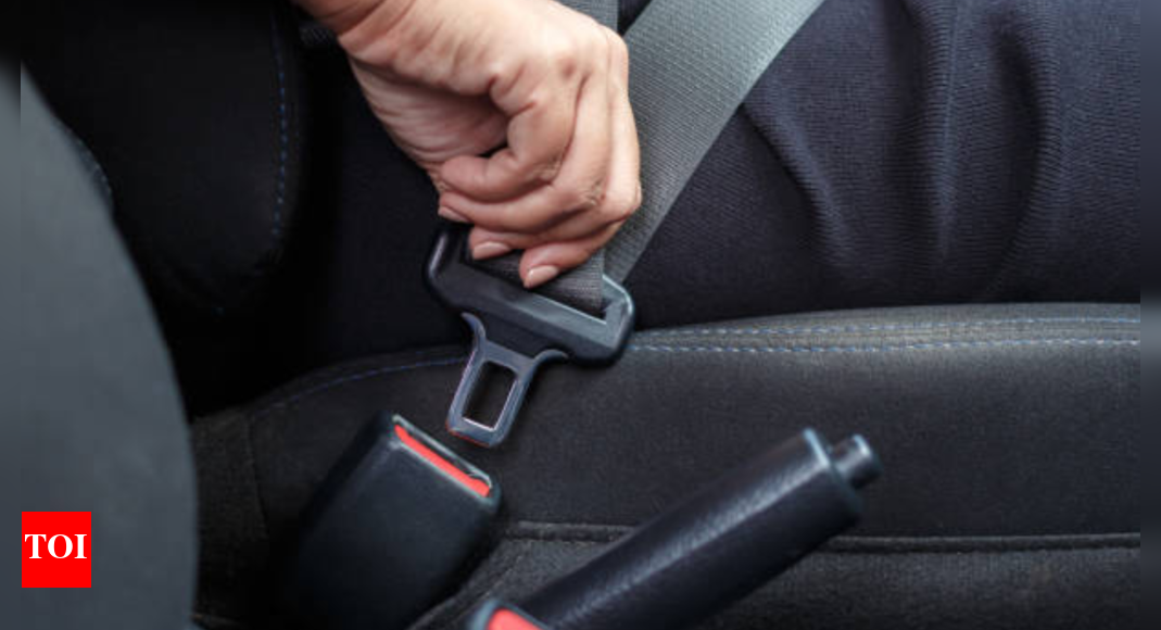 यूएस एनएचटीएसएसए सुरक्षा बेल्ट और सुरक्षा समस्याओं के कारण 5 से अधिक कार लाख से अधिक याद करता है: चेतावनी को जानें