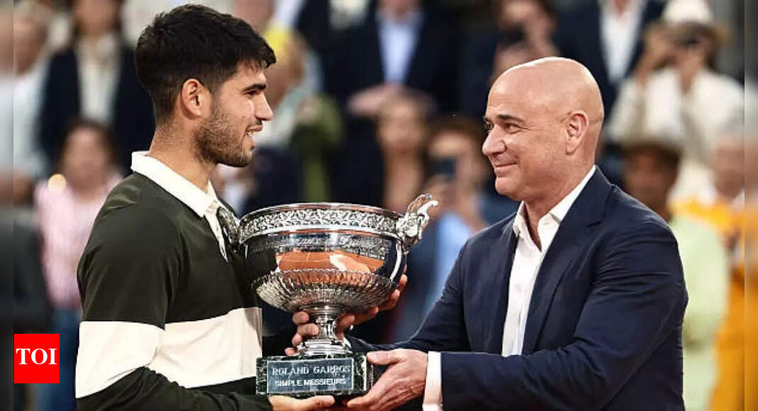 “डॉन बी लालची”: आंद्रे अगासी ने कार्लोस अलकराज़ को एक अप्रत्याशित चेतावनी दी है, जो कि 2025 कप टीम वर्ल्ड की जीत के बाद है। अंतर्राष्ट्रीय खेल समाचार